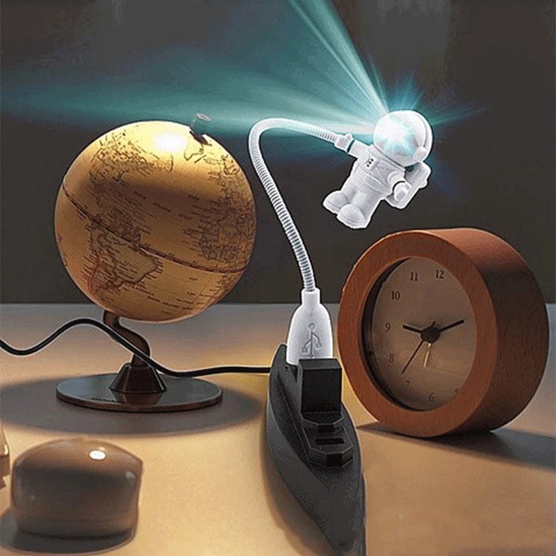 USB NIght LIGHT Astronaut