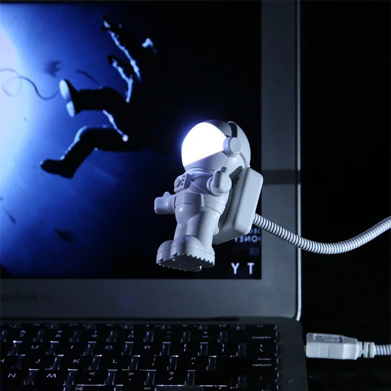 USB NIght LIGHT Astronaut